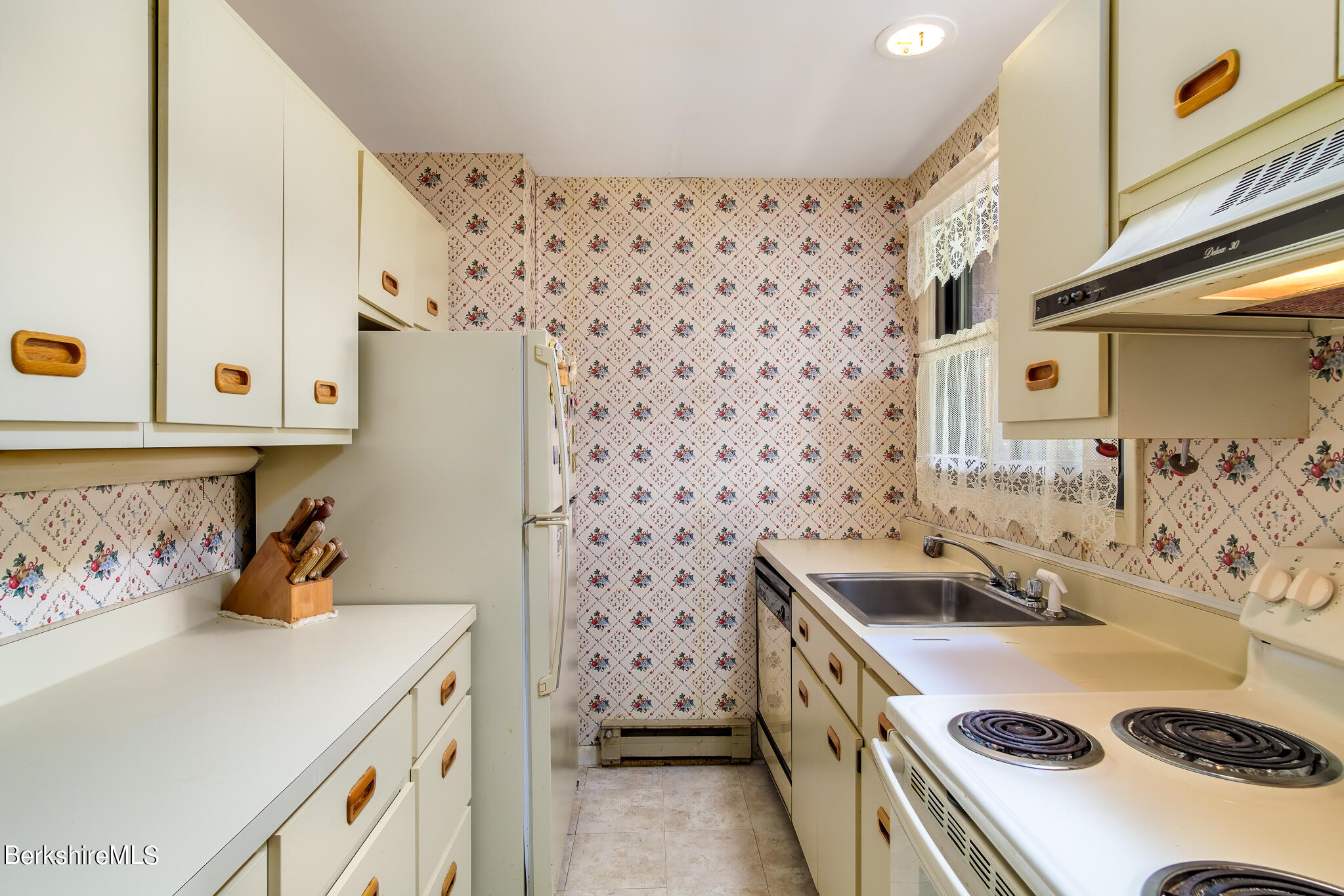 189 Stratton Road, Unit C1 Williamstown, MA 01267 - Photo 7 of 15 8-189-Stratton