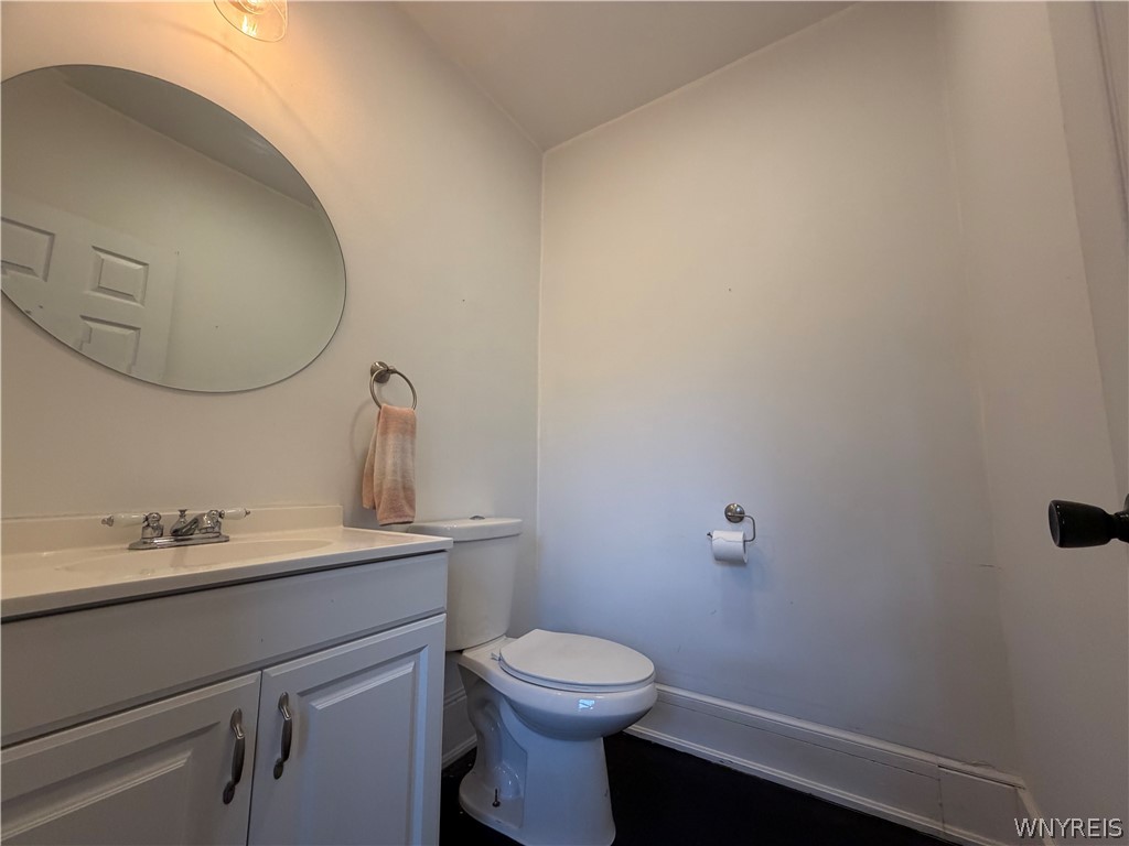 12182 Old Main Road Hanover, NY 14136 - Photo 13 of 31