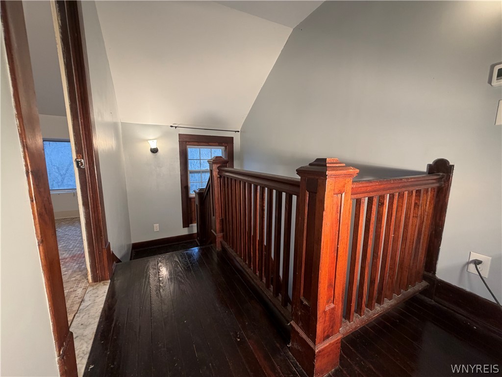 12182 Old Main Road Hanover, NY 14136 - Photo 16 of 31