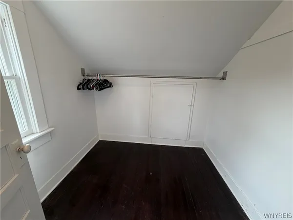 $189,900 | 12182 Old Main Road, Hanover, NY 14136