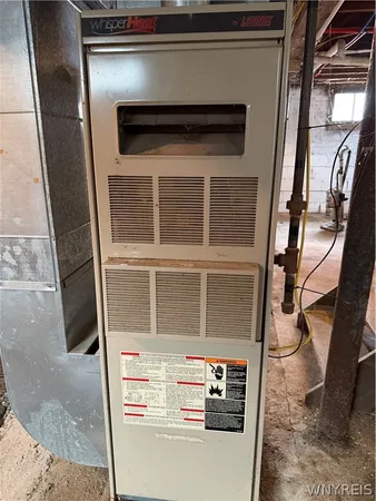 $189,900 | 12182 Old Main Road, Hanover, NY 14136