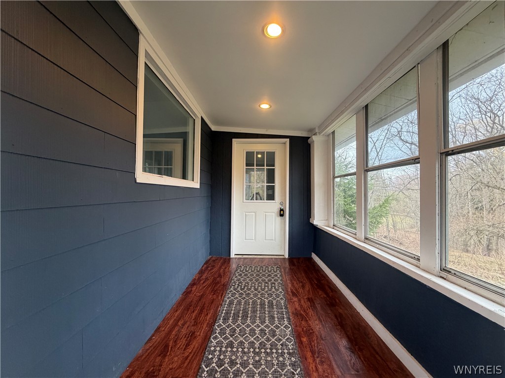 12182 Old Main Road Hanover, NY 14136 - Photo 3 of 31