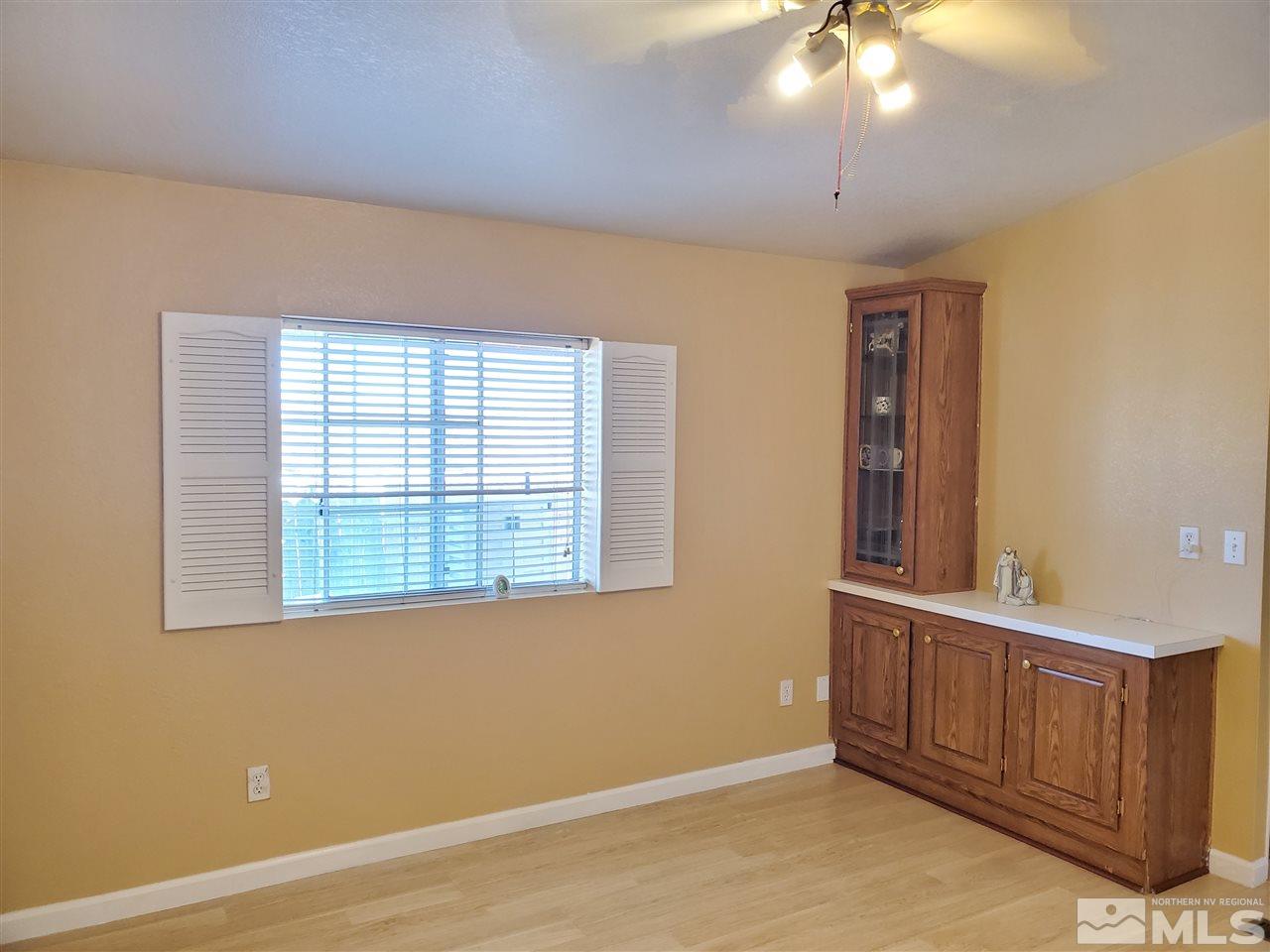 2146 Barberry Way Reno, NV 89512 - Photo 9 of 18 an empty room with windows