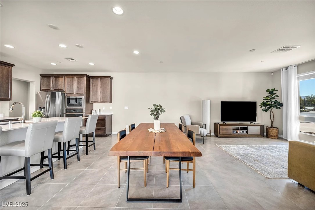 1012 East Sunset Road Henderson, NV 89011 - Photo 10 of 32