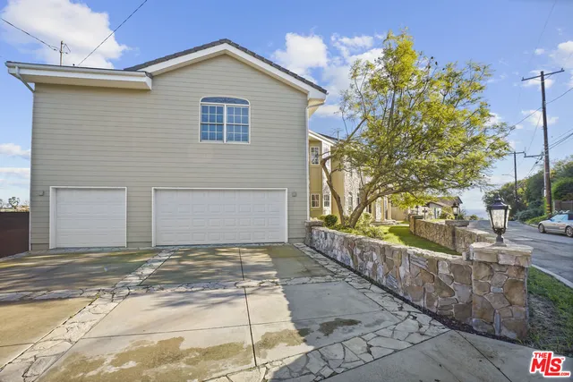 $17,900 | 1036 El Medio Avenue, Pacific Palisades, CA 90272