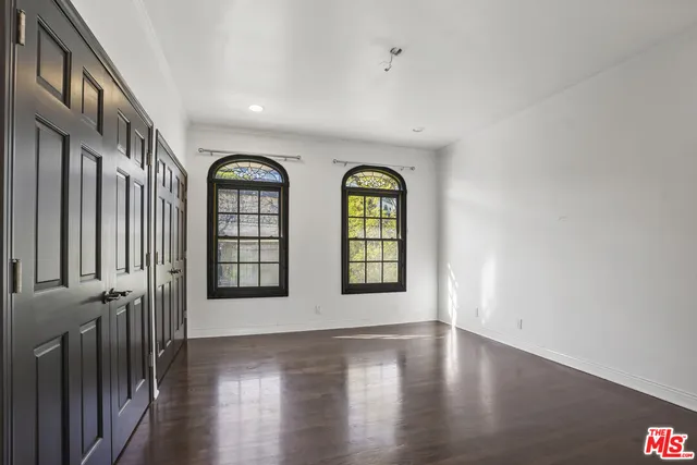 $18,900 | 1036 El Medio Avenue, Pacific Palisades, CA 90272