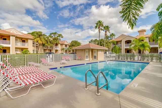 $1,300 | 9861 Perfect Drive, Unit 141, Port St. Lucie, FL 34986