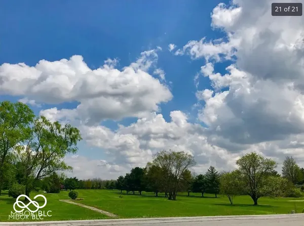 $1,295 | 239 Legends Creek Way, Unit 311, Indianapolis, IN 46229