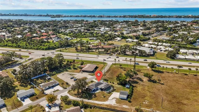 $599,000 | 11 1st Street East, Osprey, FL 34229