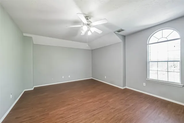 $2,200 | 8726 Old Maple Lane, Humble, TX 77338