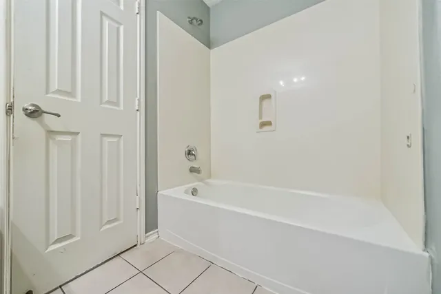 $2,200 | 8726 Old Maple Lane, Humble, TX 77338