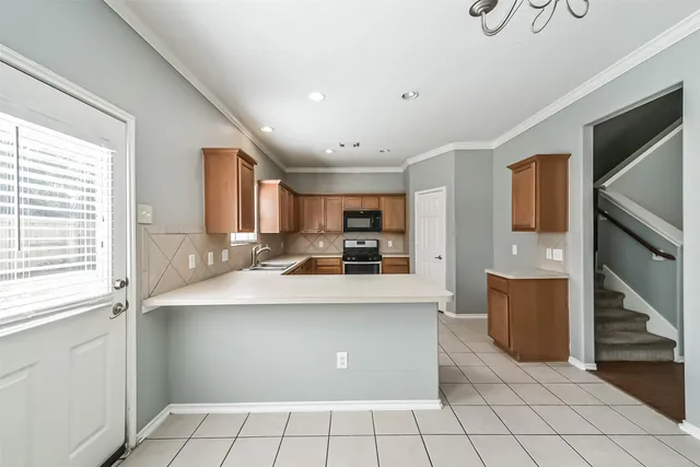 $2,200 | 8726 Old Maple Lane, Humble, TX 77338