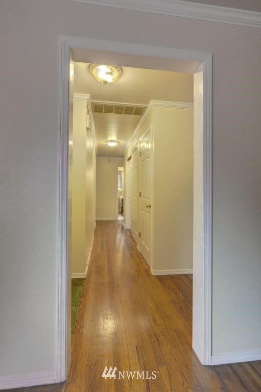 25111 Reith Road Kent, WA 98032 - Photo 11 of 24 Gallery Image 11