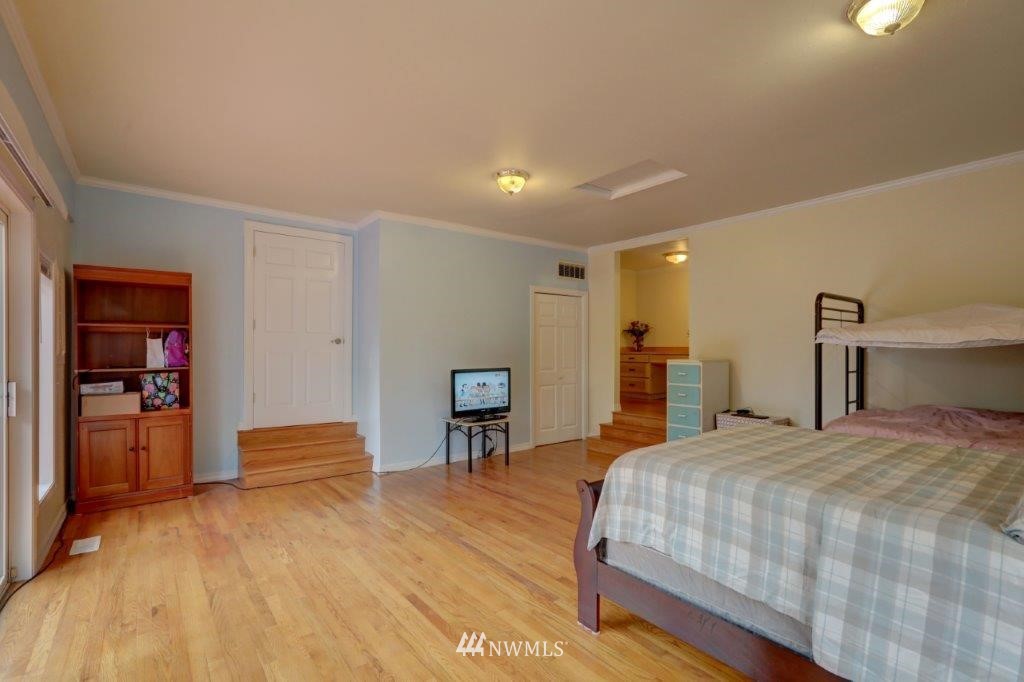 25111 Reith Road Kent, WA 98032 - Photo 13 of 24 Gallery Image 13