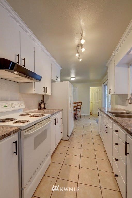 25111 Reith Road Kent, WA 98032 - Photo 15 of 24 Gallery Image 15