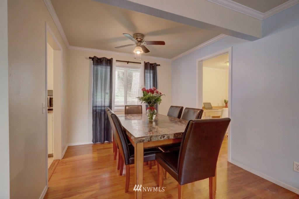 25111 Reith Road Kent, WA 98032 - Photo 4 of 24 Gallery Image 4