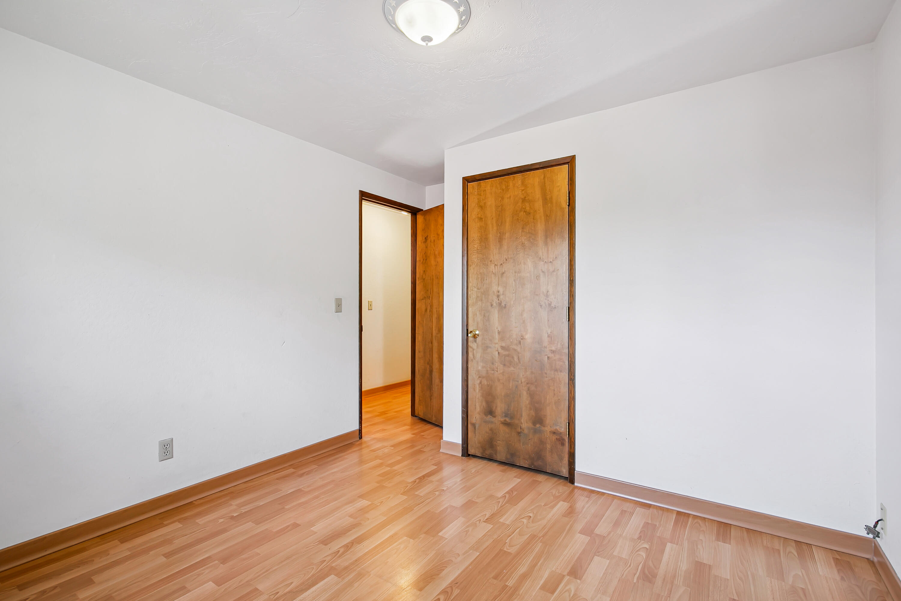 1015 Oneida Circle Ashland, OR 97520 - Photo 21 of 31 1015 Oneida Circle, Ashland, OR 97520