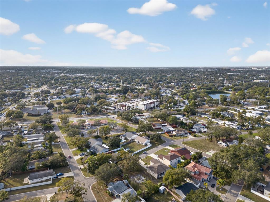 6311 Hobson Street Northeast St. Petersburg, FL 33702 - Photo 32 of 41 an aerial view of a city