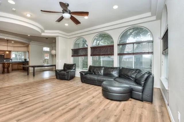 $825,000 | 9807 Nepal Cove, Austin, TX 78717
