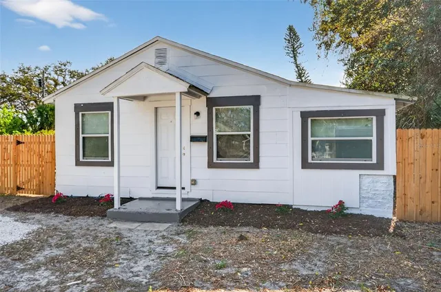 $2,900 | 4324 16th Avenue South, St. Petersburg, FL 33711