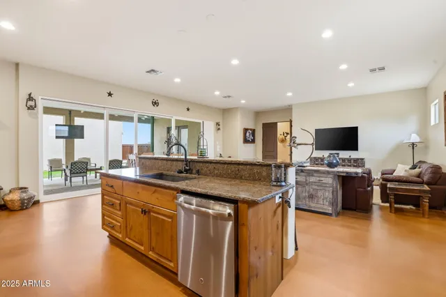 $890,000 | 38822 North 21st Avenue, Phoenix, AZ 85086