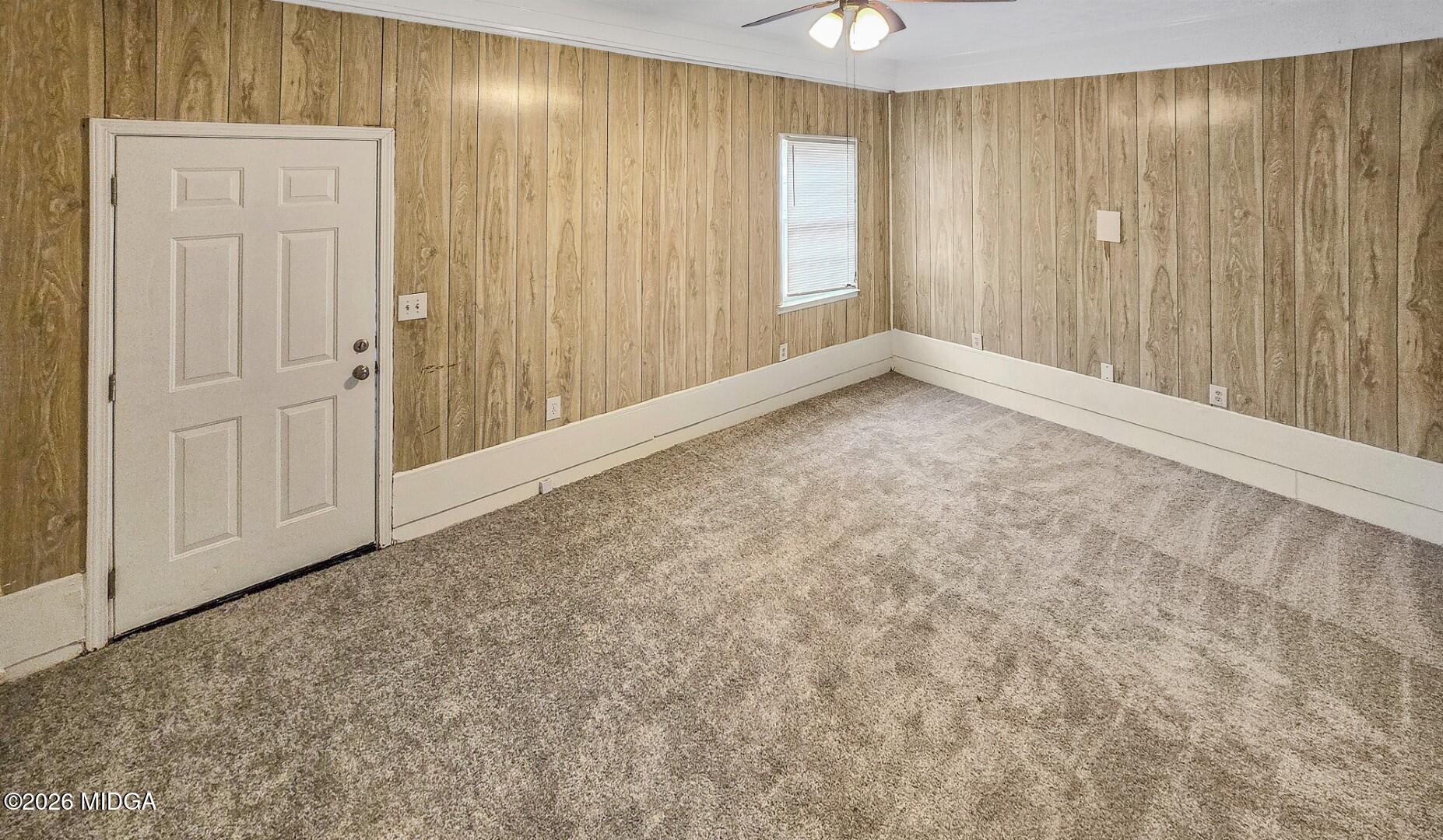 673 Maloy Road Griffin, GA 30224 - Photo 18 of 40 FAMILY ROOM/DEN