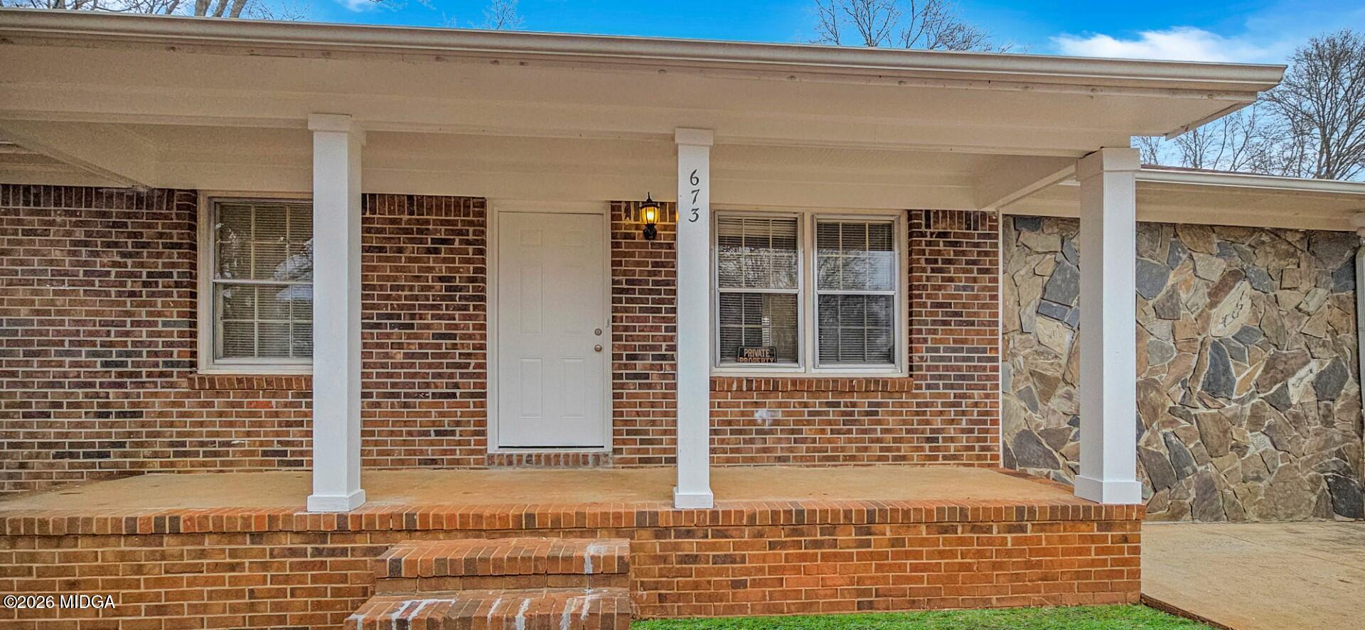 673 Maloy Road Griffin, GA 30224 - Photo 3 of 40 PORCH VIEW