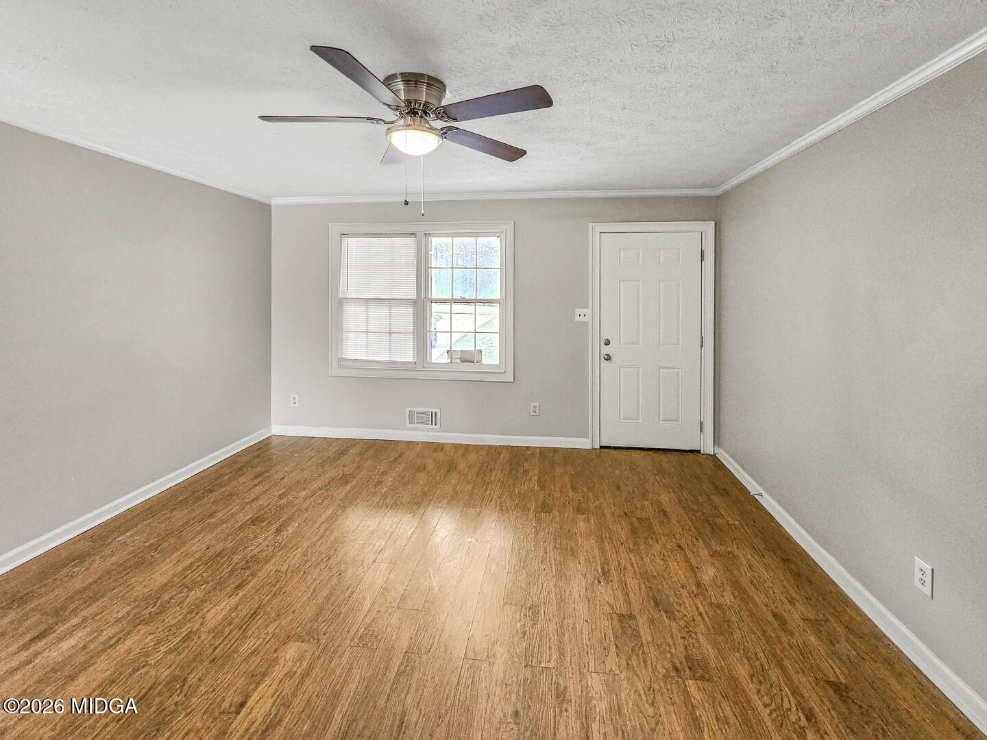 673 Maloy Road Griffin, GA 30224 - Photo 9 of 40 LIVING ROOM