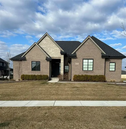 $889,900 | 57373 Glen Forest Drive, Washington, MI 48094