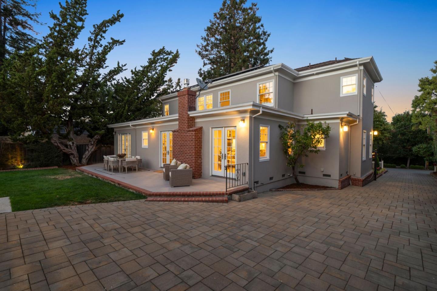445 Hillcrest Road San Mateo, CA 94402 - Photo 37 of 41 a view of a house with backyard and garden