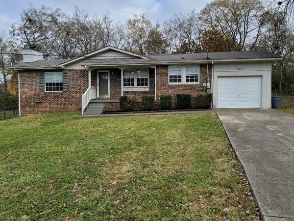 $1,900 | 144 Robinhood Circle, Hendersonville, TN 37075