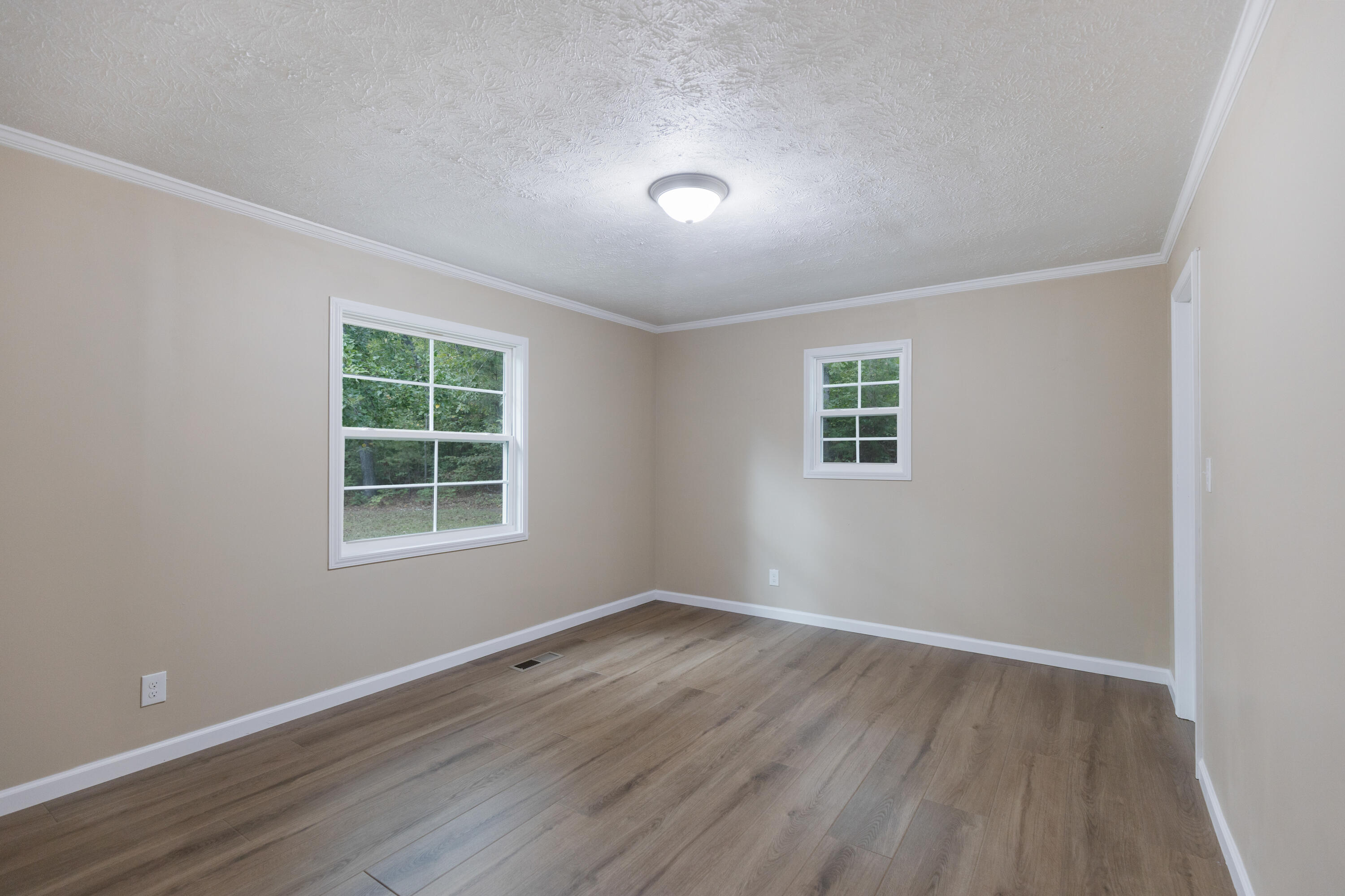 279 Satterfield Road Southeast Dalton, GA 30721 - Photo 16 of 35 146A0743