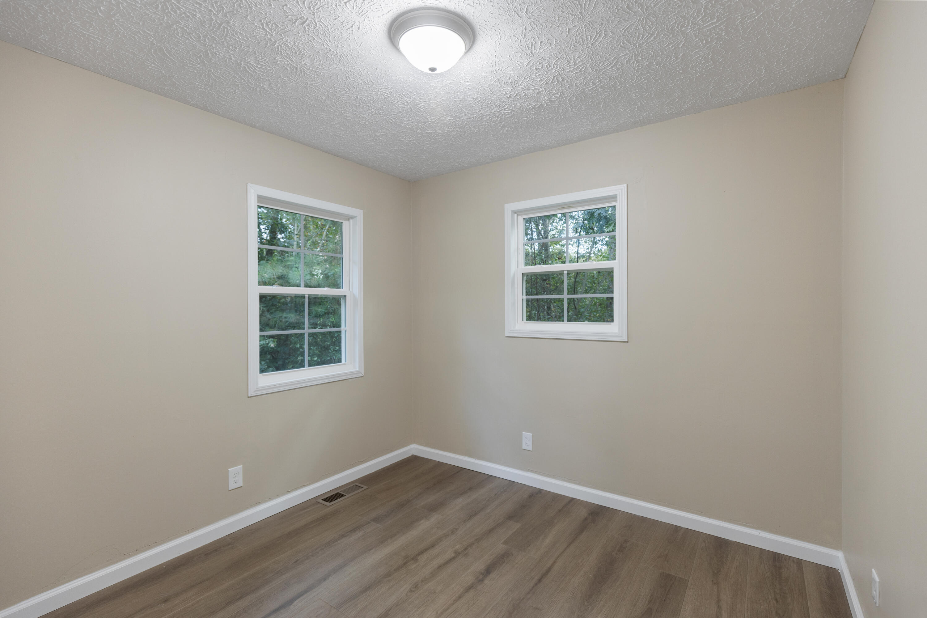 279 Satterfield Road Southeast Dalton, GA 30721 - Photo 22 of 35 146A0788