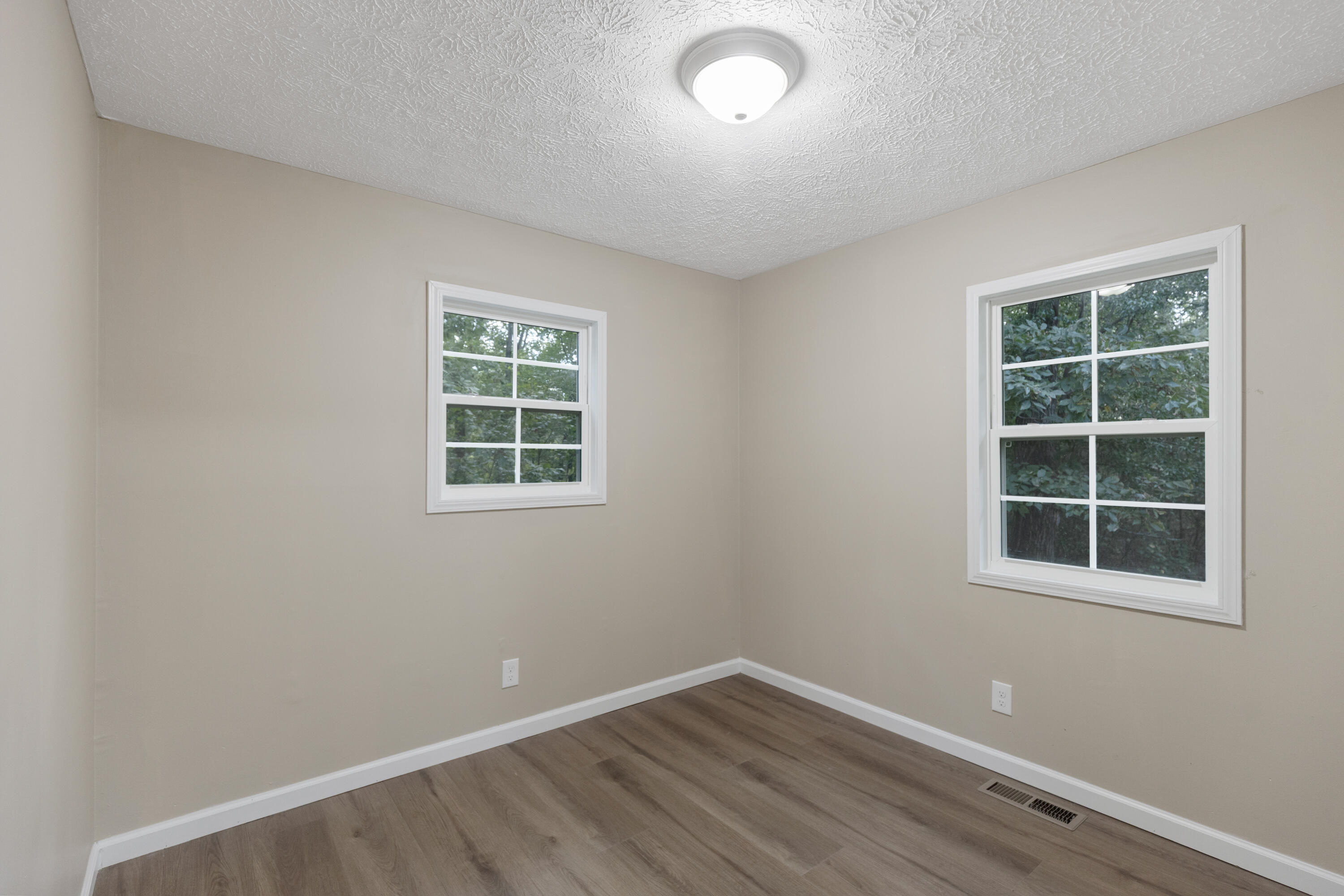 279 Satterfield Road Southeast Dalton, GA 30721 - Photo 23 of 35 146A0791