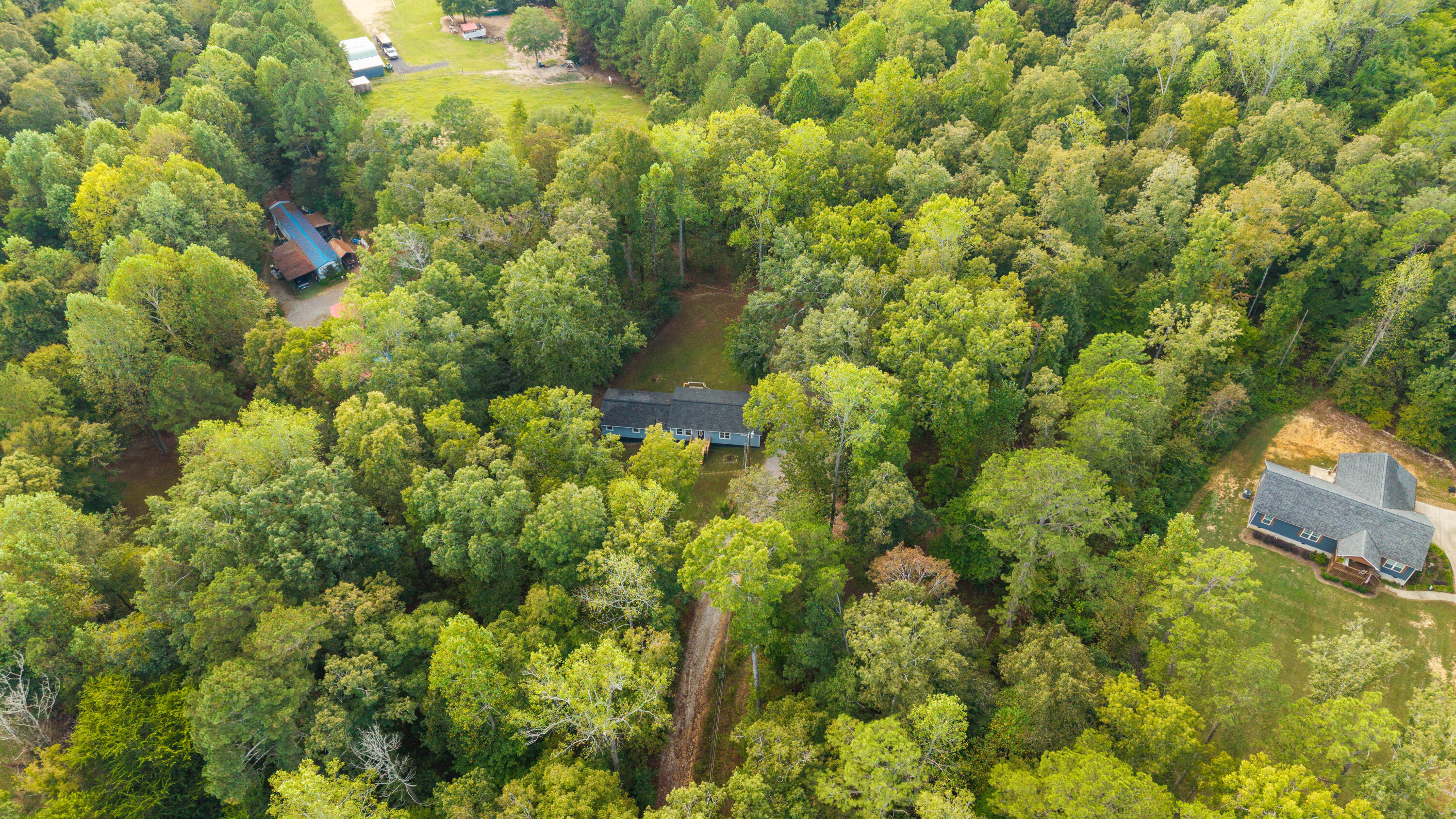 279 Satterfield Road Southeast Dalton, GA 30721 - Photo 26 of 35 DJI_20250930062242_0596_D