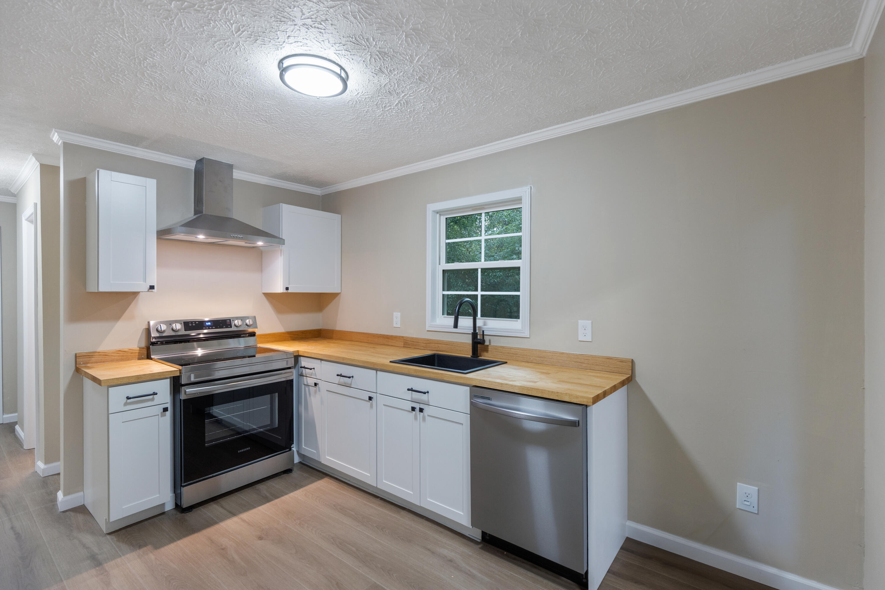 279 Satterfield Road Southeast Dalton, GA 30721 - Photo 5 of 35 146A0767