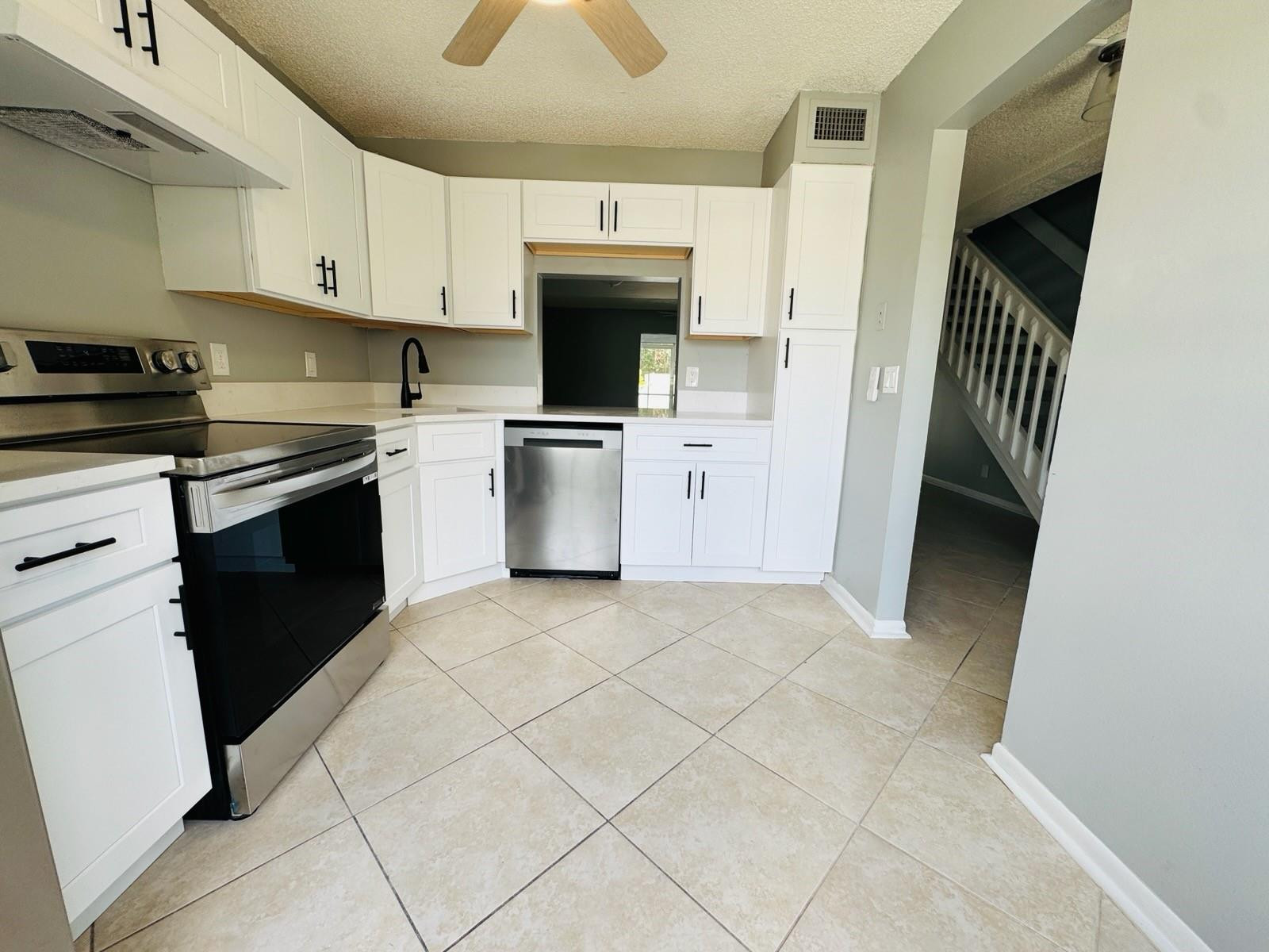 222 Foxtail Drive, Unit E Greenacres, FL 33415 - Photo 3 of 27 Photo 3