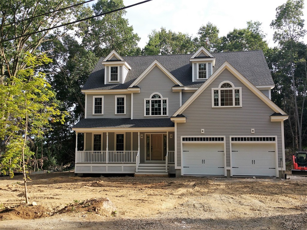 11 Pinedale Road Middleton, MA 01949 - Photo 1 of 30 Gallery Image 1