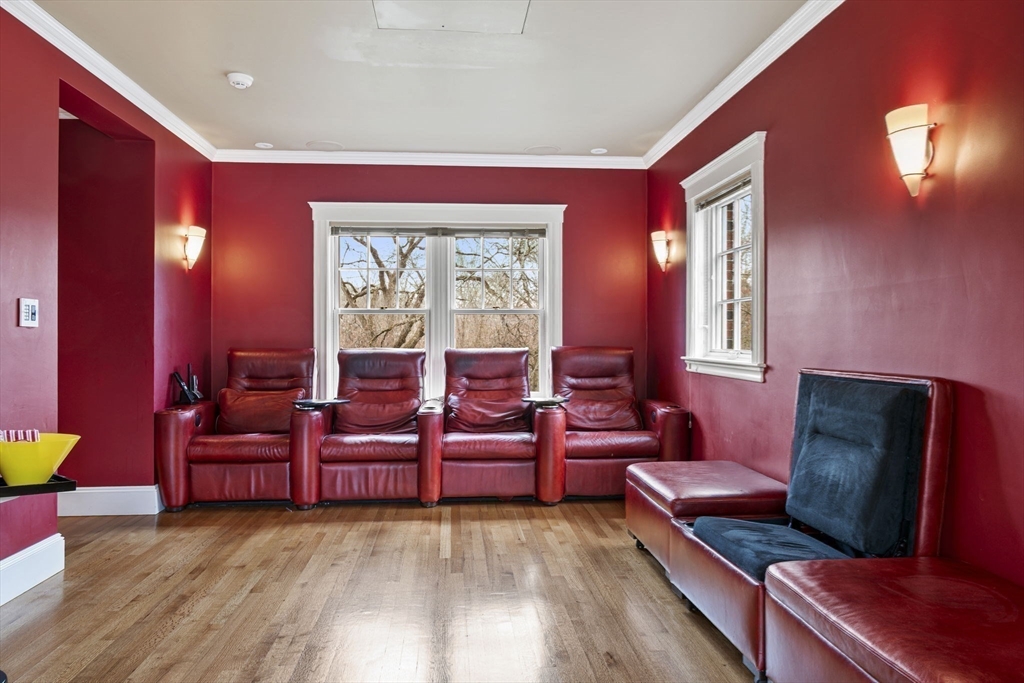 24 Radcliff Road Newton, MA 02468 - Photo 25 of 42