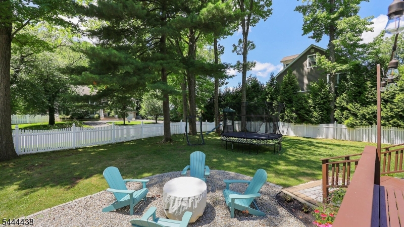 2263 Hill Road Scotch Plains, NJ 07076 - Photo 37 of 50