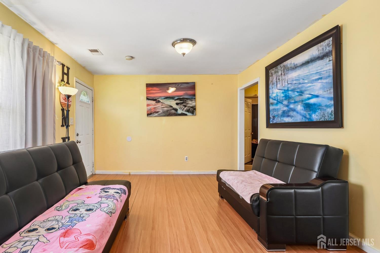 23 Miko Road Edison, NJ 08817 - Photo 10 of 25