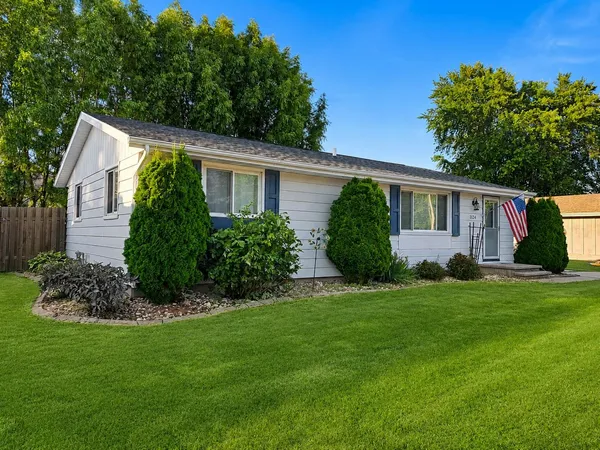 $280,000 | 1124 Grove Street, Menasha, WI 54952