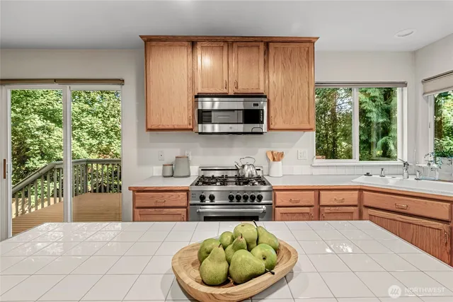 $1,079,950 | 625 191st Street Southwest, Lynnwood, WA 98036