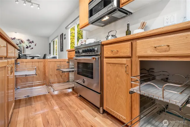 $1,079,950 | 625 191st Street Southwest, Lynnwood, WA 98036