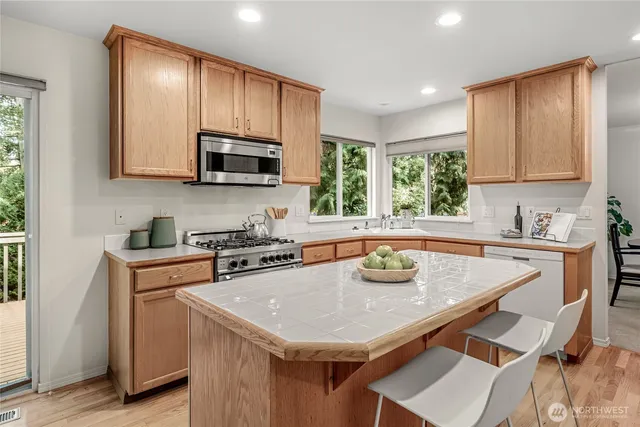 $1,079,950 | 625 191st Street Southwest, Lynnwood, WA 98036