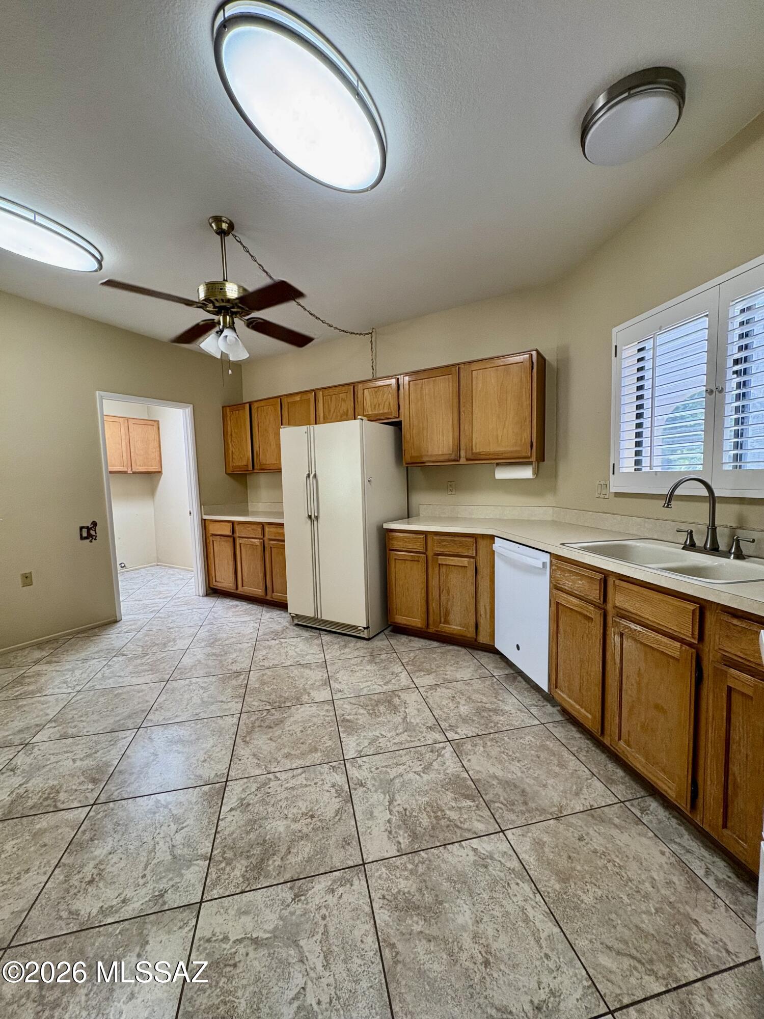 696 West Rio-Altar Green Valley, AZ 85614 - Photo 8 of 24 Kitchen 2