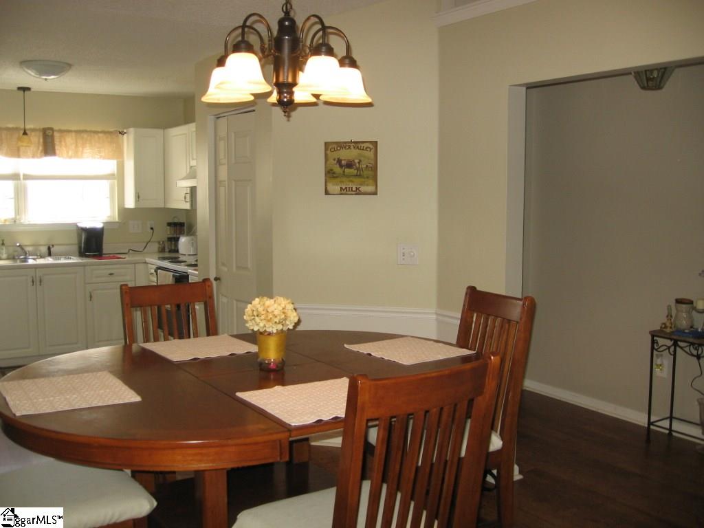 339 Riverside Chase Circle Greer, SC 29650 - Photo 9 of 28 Gallery Image 9