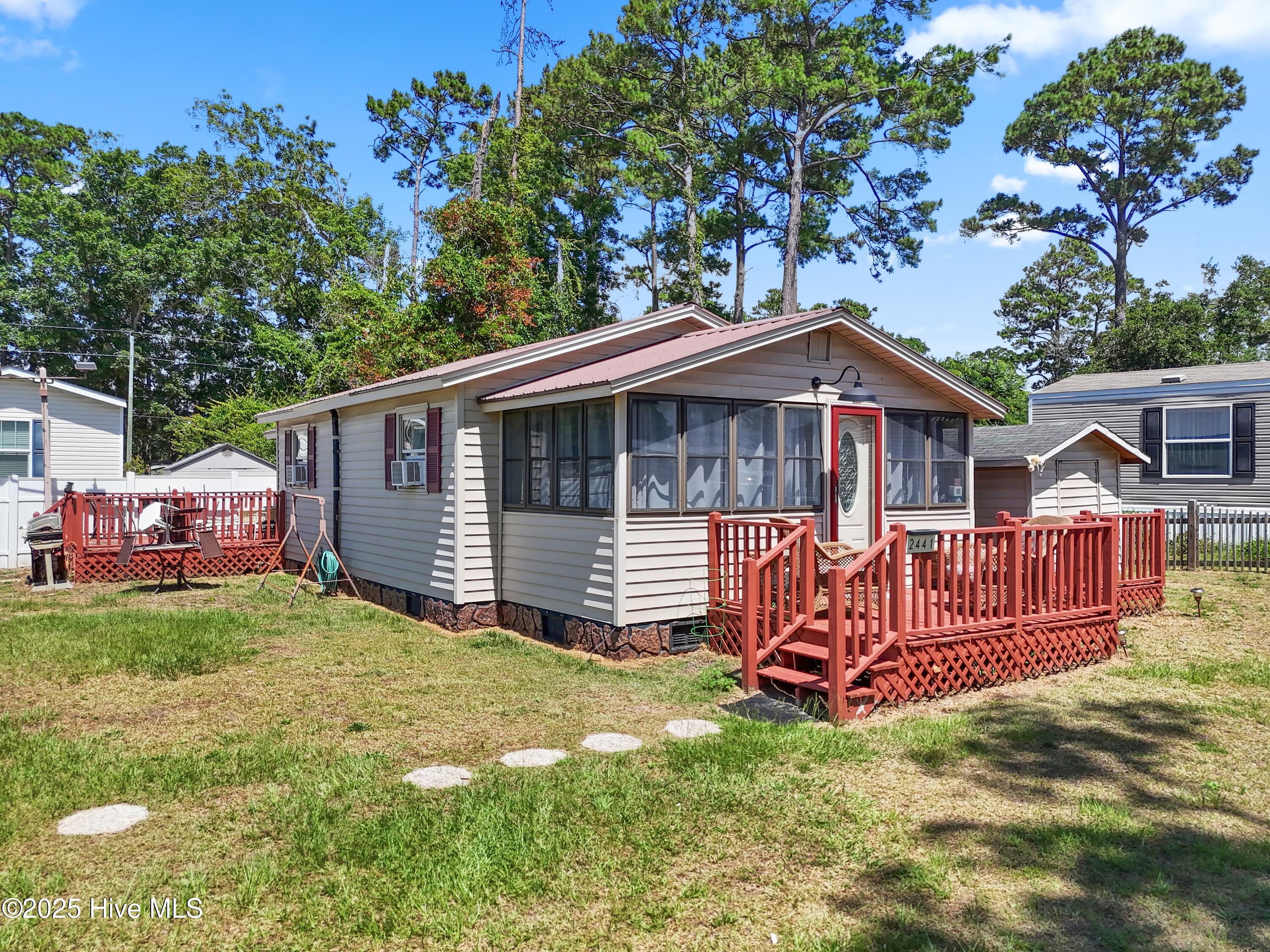 2441RandyStSW - 6