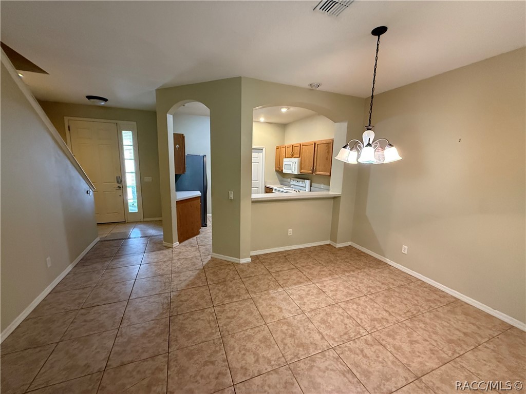 1658 West Spring Meadow Loop Lecanto, FL 34461 - Photo 2 of 31 Gallery Image 2