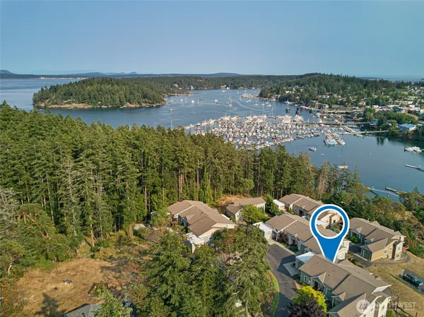 $660,000 | 475 Perry Place, Unit 7, Friday Harbor, WA 98250